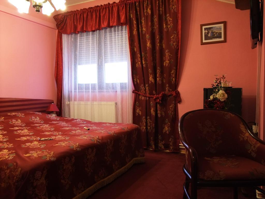 بوزيغا Bed & Breakfast Vila Stanisic الغرفة الصورة